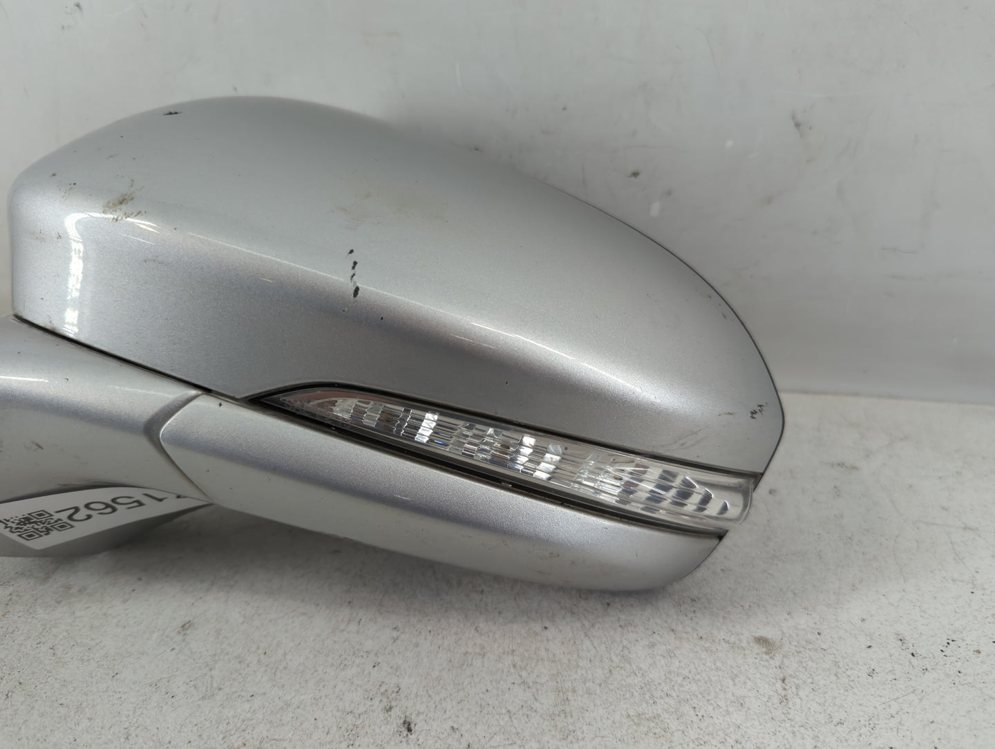 2019-2020 Ford Fusion Driver Side View Mirror - Left Door Mirror OEM Used - Oemusedautoparts1.com
