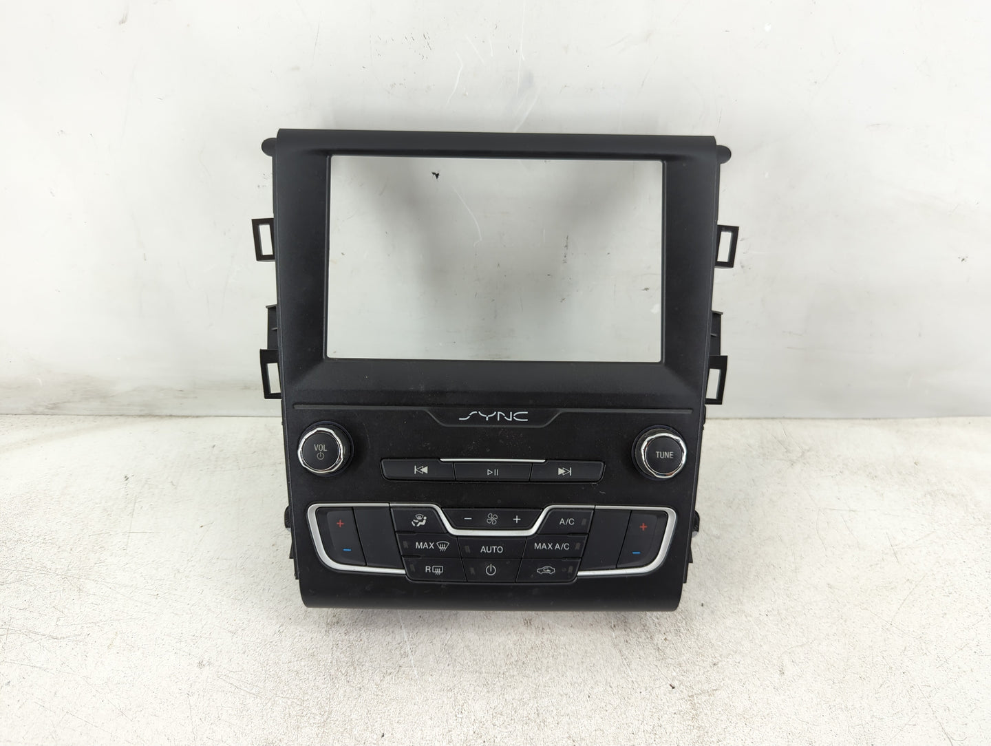2019-2020 Ford Fusion Radio AM FM Cd Player Receiver Replacement P/N:KS7T-18E245-CGE Fits Fits 2019 2020 OEM Used Auto Parts