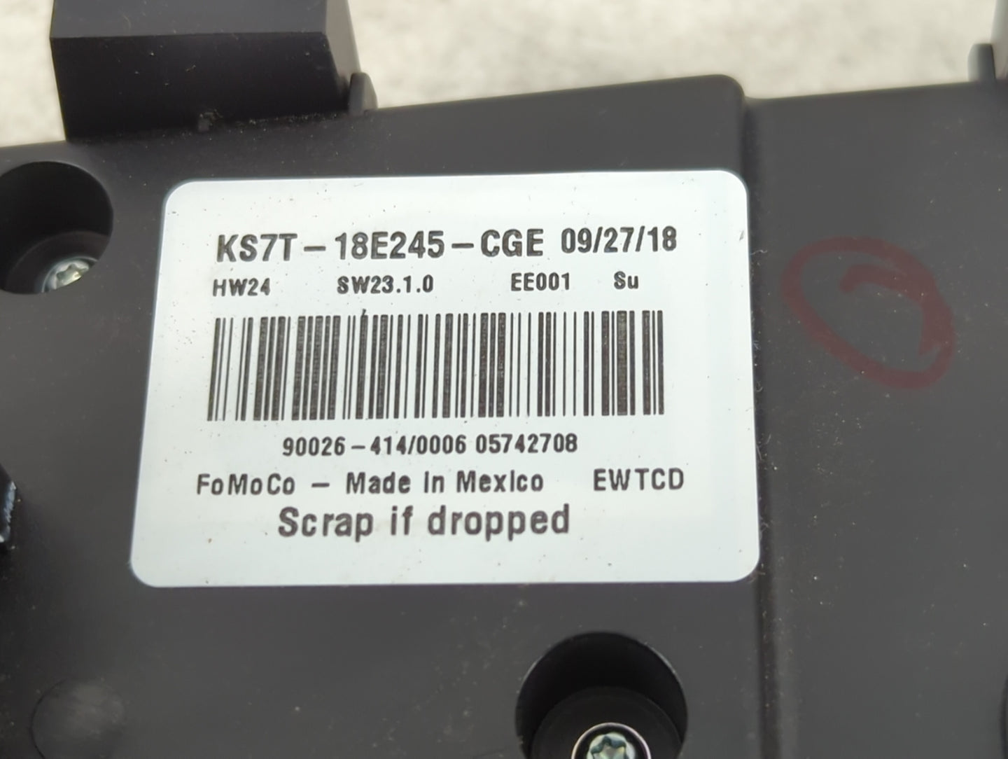 2019-2020 Ford Fusion Radio AM FM Cd Player Receiver Replacement P/N:KS7T-18E245-CGE Fits Fits 2019 2020 OEM Used Auto Parts