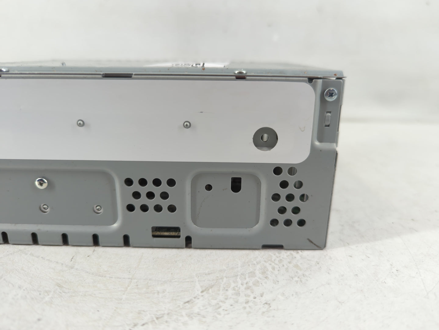 2019-2020 Ford Fusion Radio AM FM Cd Player Receiver Replacement P/N:KS7T-18D818-YB Fits Fits 2019 2020 OEM Used Auto Parts 