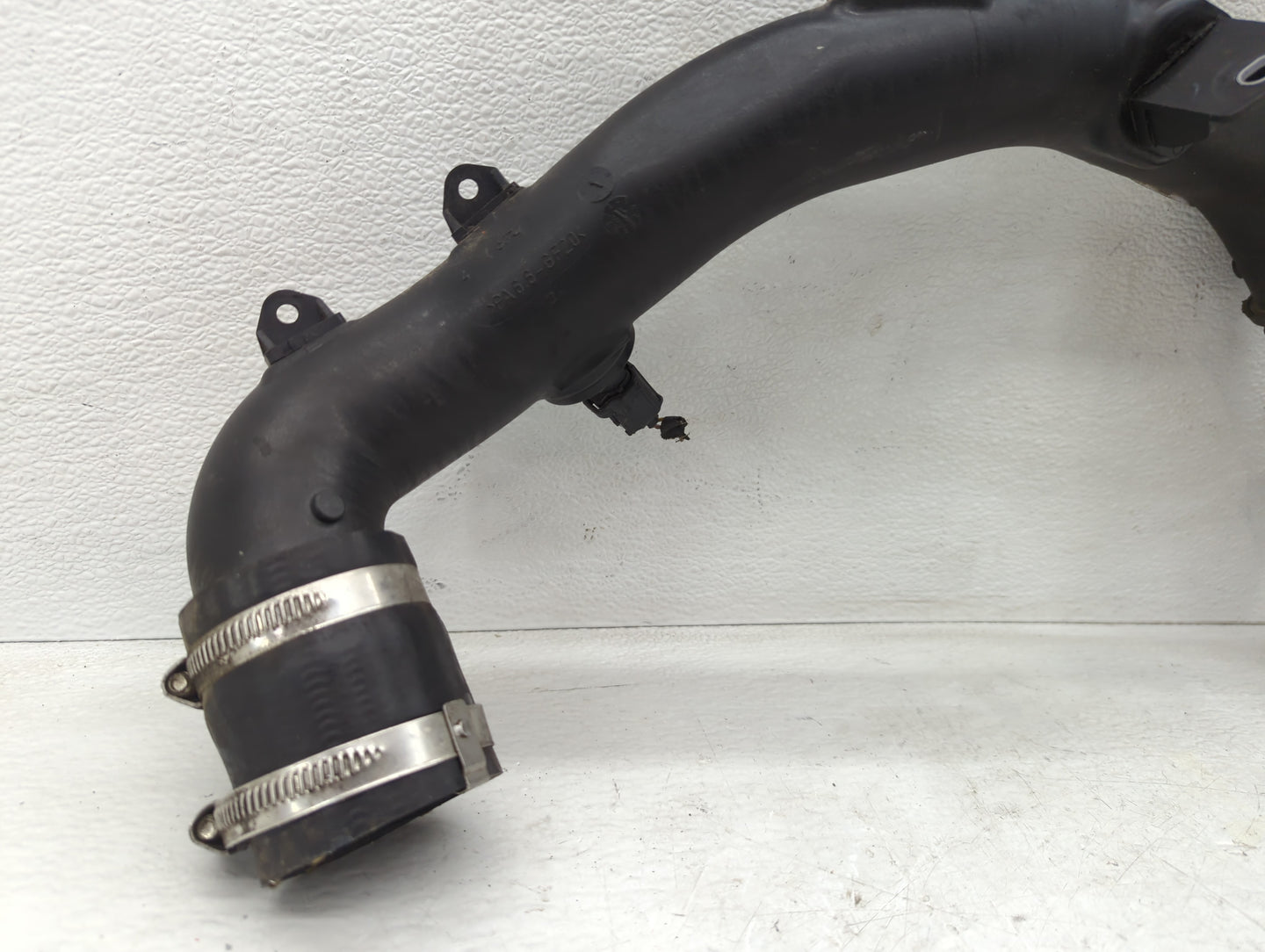 2019 Ford Fusion Air Cleaner Intake Duct Hose Tube - Oemusedautoparts1.com