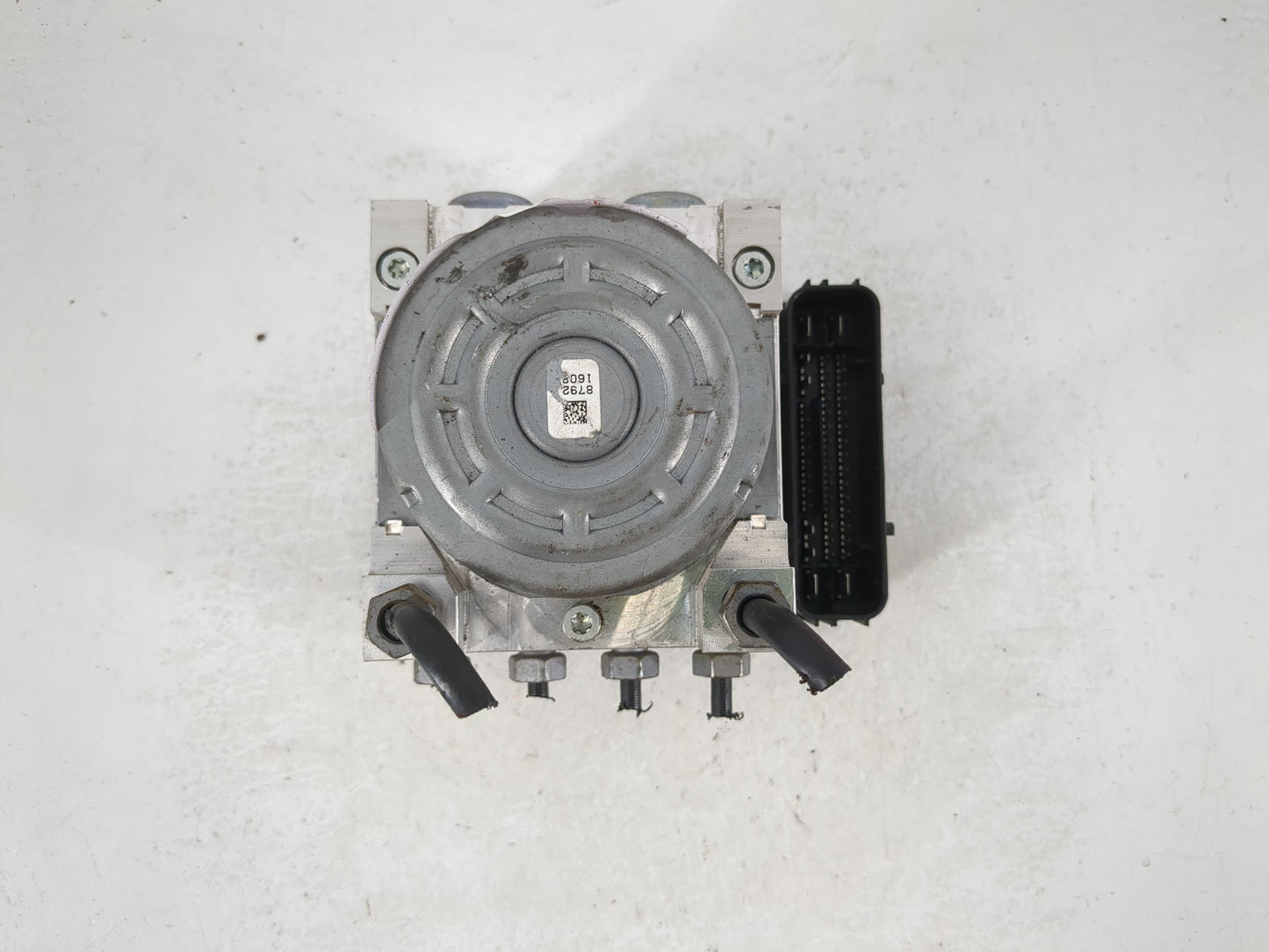 2019-2020 Ford Fusion ABS Pump Control Module Replacement P/N:KG9C 2B373 LC Fits Fits 2019 2020 OEM Used Auto Parts - Oemuse