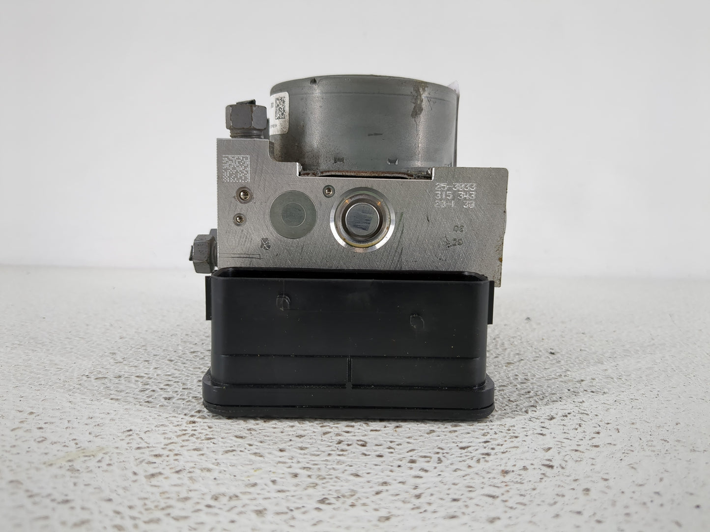 2019-2020 Ford Fusion ABS Pump Control Module Replacement P/N:KG9C-2B373-LC KG9C-2B373-LD Fits Fits 2019 2020 OEM Used Auto 