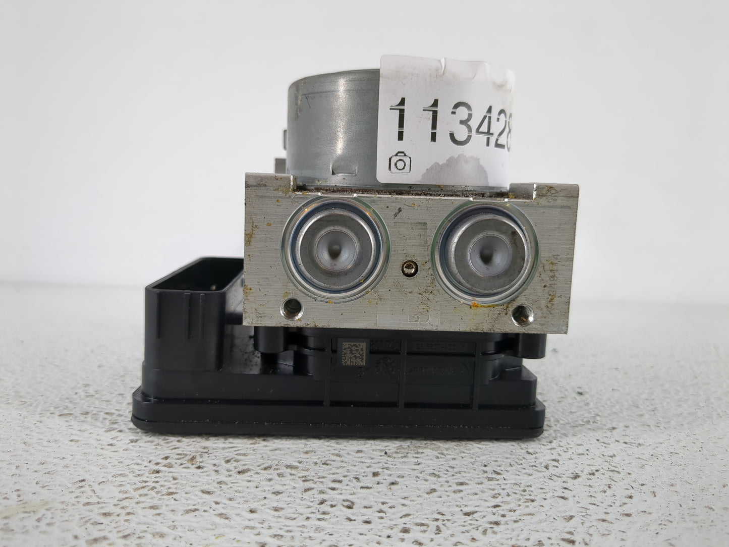 2019-2020 Ford Fusion ABS Pump Control Module Replacement P/N:KG9C-2B373-LC KG9C-2B373-LD Fits Fits 2019 2020 OEM Used Auto 