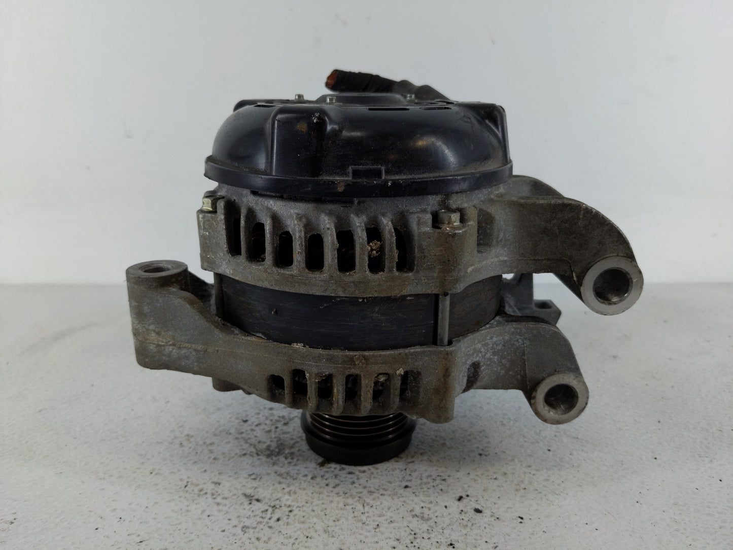 2016-2020 Ford Fusion Alternator Replacement Generator Charging Assembly Engine OEM P/N:HS7T-10300-AA Fits OEM Used Auto Par