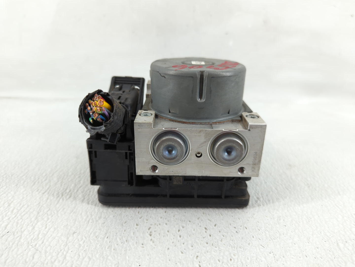 2019-2020 Ford Fusion ABS Pump Control Module Replacement P/N:KG9C-2B373-LD Fits Fits 2019 2020 OEM Used Auto Parts - Oemuse