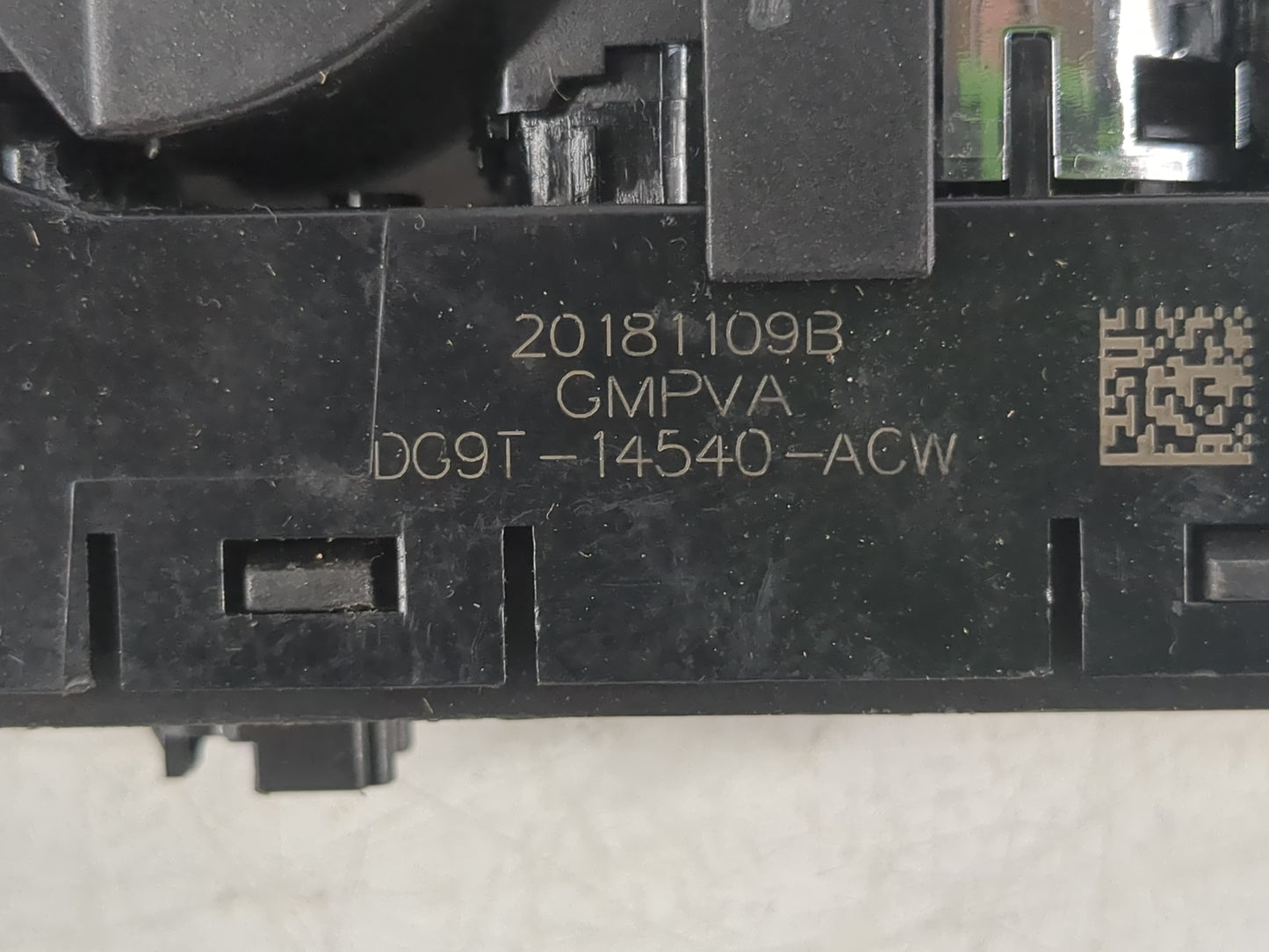 2013-2020 Ford Fusion Master Power Window Switch Replacement Driver Side Left P/N:DG9T-14540-ACW Fits OEM Used Auto Parts - 