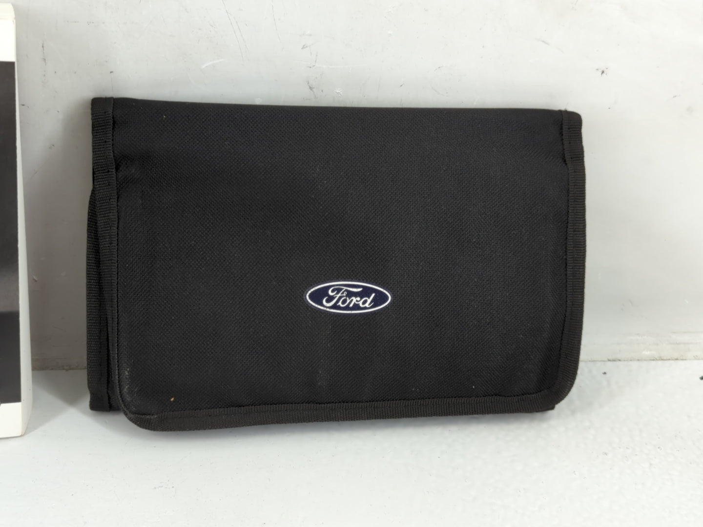 2019 Ford Fusion Owners Manual Book Guide P/N:KE5J 19A321 HA OEM Used Auto Parts - Oemusedautoparts1.com