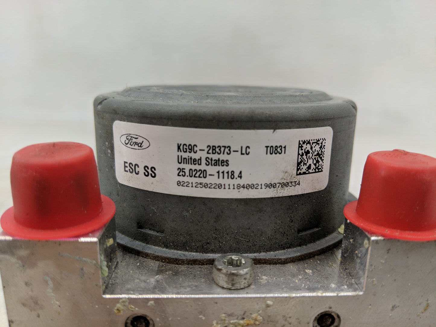 2019-2020 Ford Fusion ABS Pump Control Module Replacement P/N:KG9C-2B373-LC Fits Fits 2019 2020 OEM Used Auto Parts - Oemuse