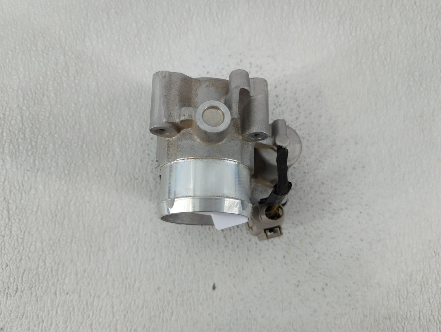 2014-2020 Ford Fusion Throttle Body P/N:DS7G-9F991-CA Fits Fits 2014 2015 2016 2017 2018 2019 2020 OEM Used Auto Parts - Oem