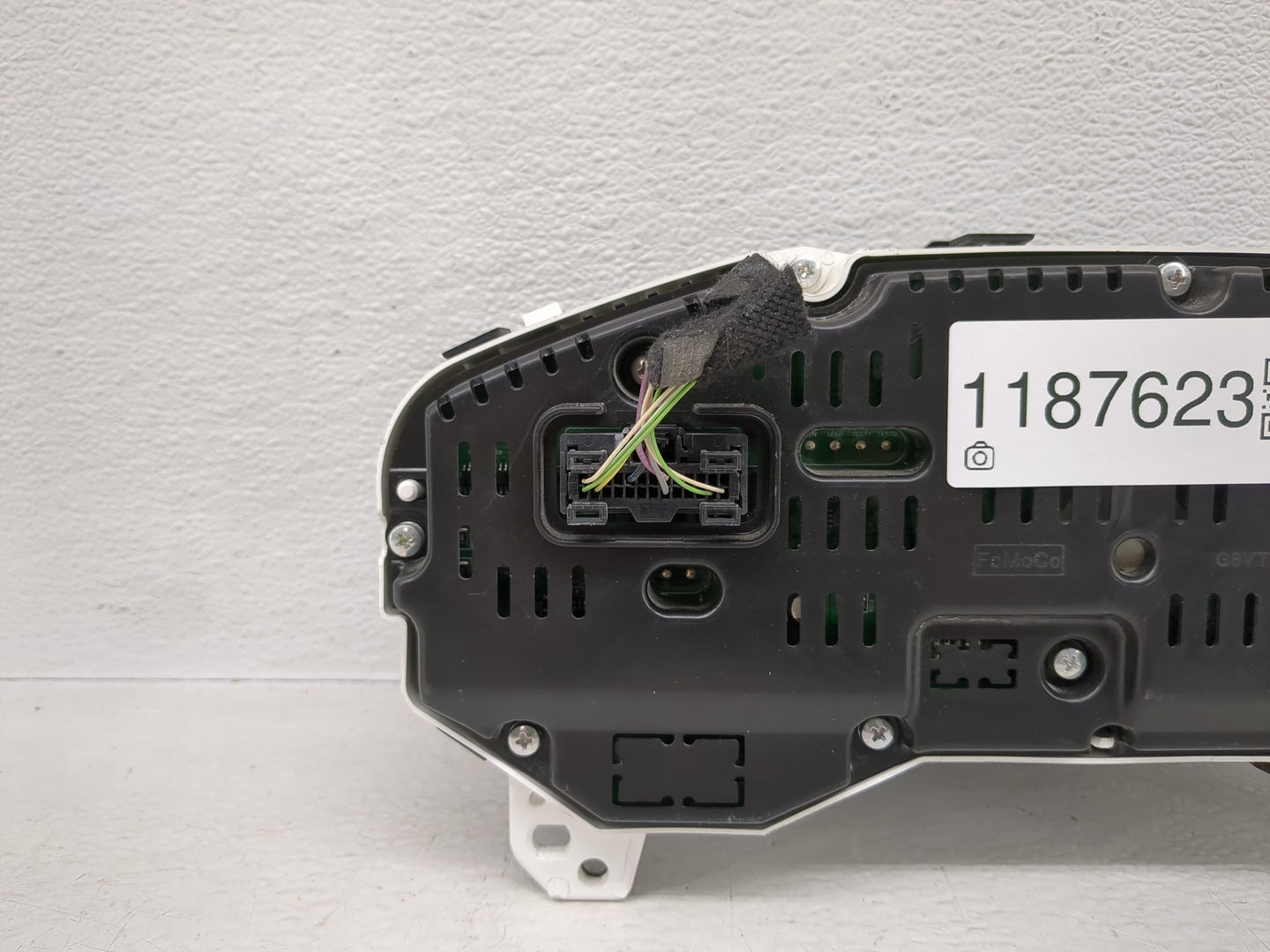 2019-2020 Ford Fusion Instrument Cluster Speedometer Gauges P/N:KS7T-10849-GC Fits Fits 2019 2020 OEM Used Auto Parts - Oemu