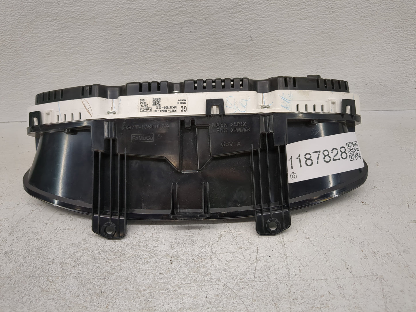 2019-2020 Ford Fusion Instrument Cluster Speedometer Gauges P/N:KS7T-10849-GC Fits Fits 2019 2020 OEM Used Auto Parts - Oemu