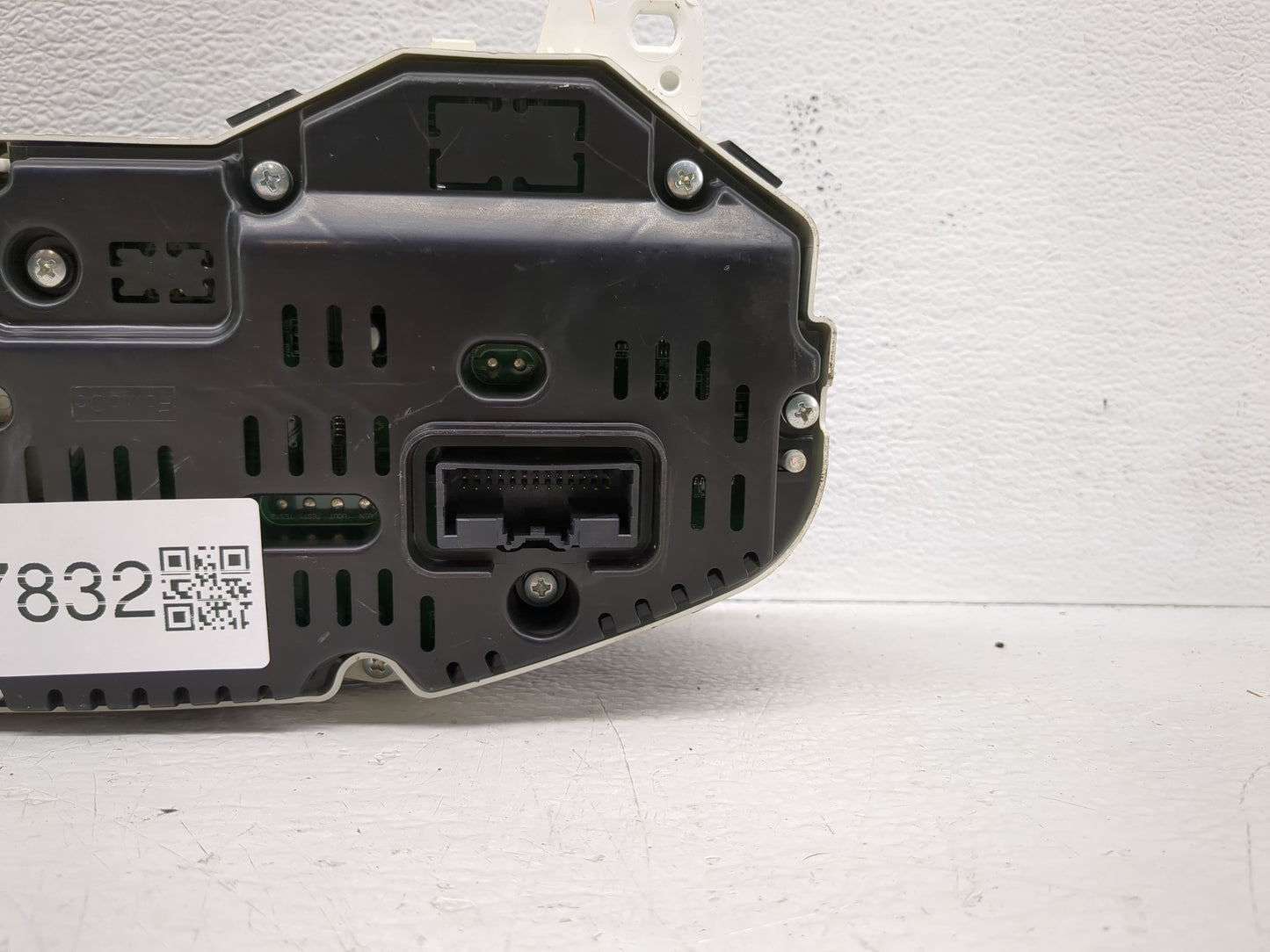 2019 Ford Fusion Instrument Cluster Speedometer Gauges P/N:DS7T-10890-GA KS7T-10849-GD Fits OEM Used Auto Parts - Oemusedaut