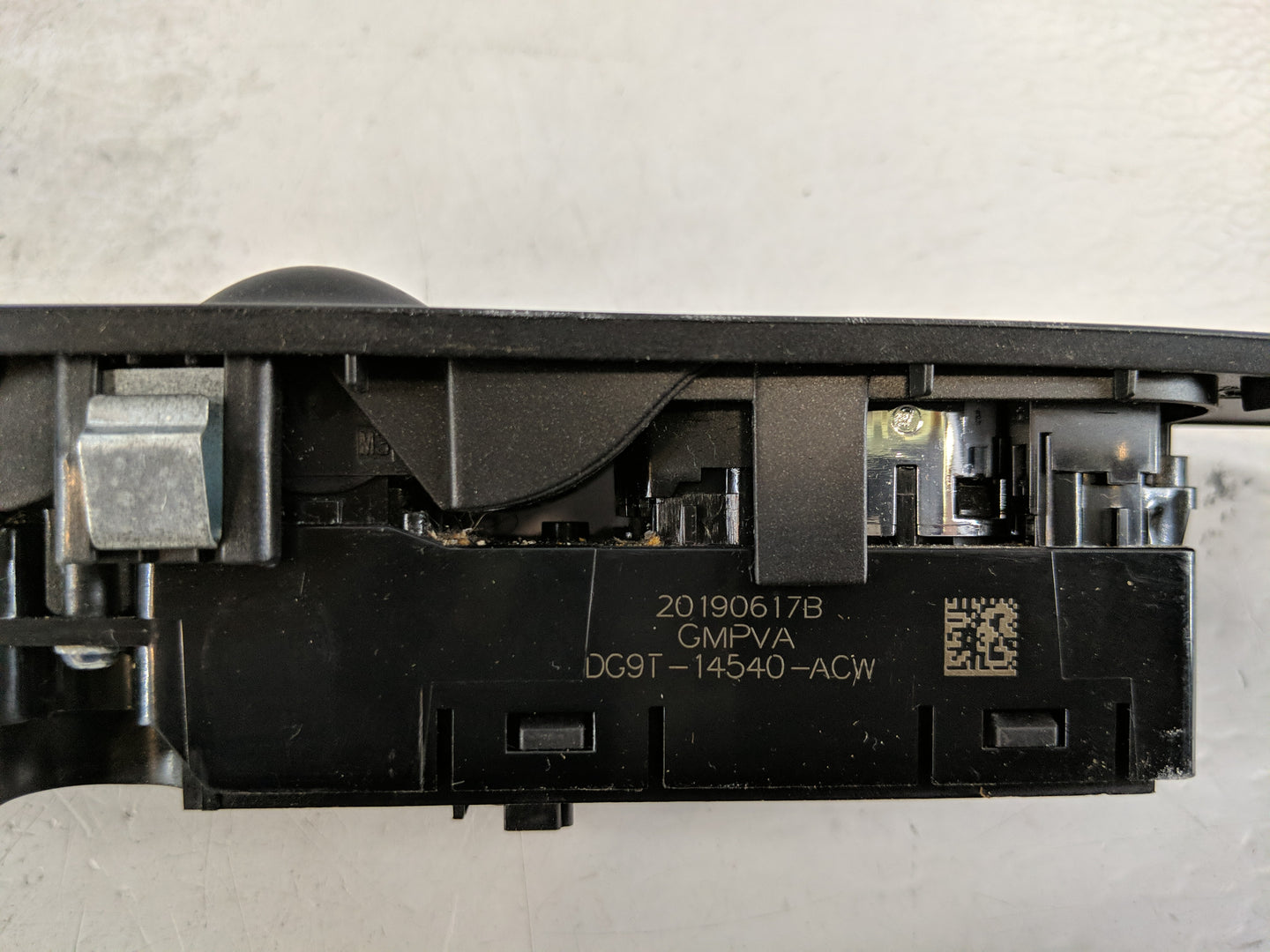 2013-2020 Ford Fusion Master Power Window Switch Replacement Driver Side Left P/N:DG9T-14540-ACW Fits OEM Used Auto Parts - 