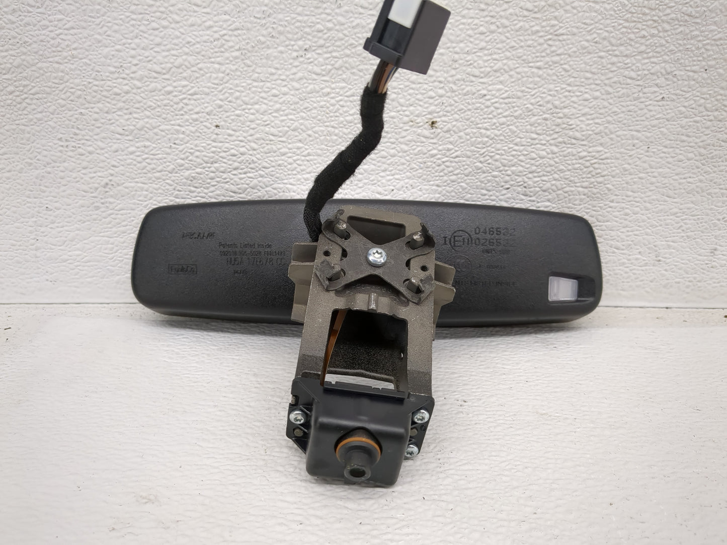 2006-2020 Ford Fusion Interior Rear View Mirror Replacement OEM P/N:E11026532 Fits OEM Used Auto Parts - Oemusedautoparts1.c