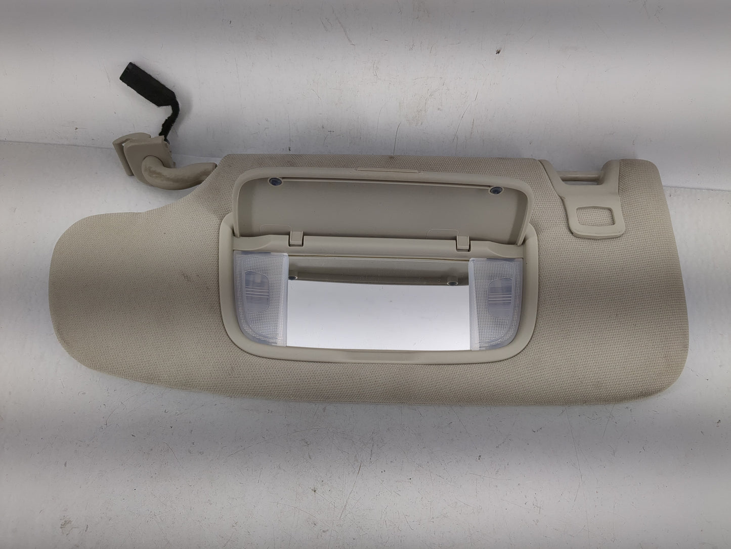 2017-2020 Ford Fusion Sun Visor Shade Replacement Passenger Right Mirror Fits Fits 2017 2018 2019 2020 OEM Used Auto Parts -