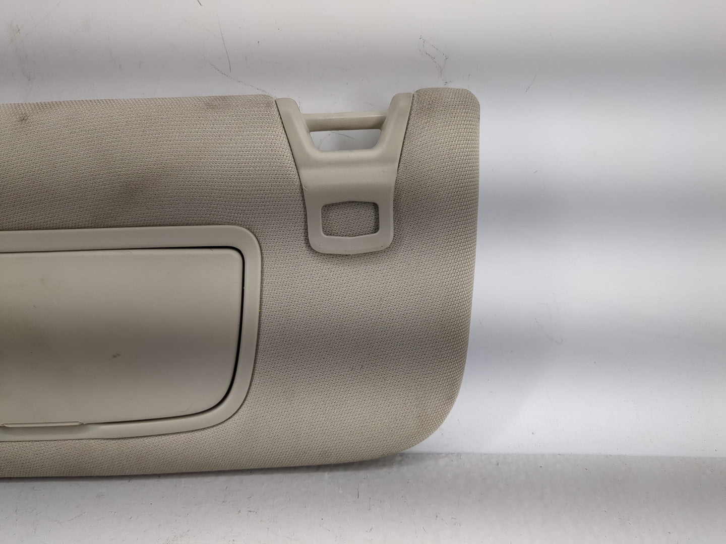 2017-2020 Ford Fusion Sun Visor Shade Replacement Passenger Right Mirror Fits Fits 2017 2018 2019 2020 OEM Used Auto Parts -