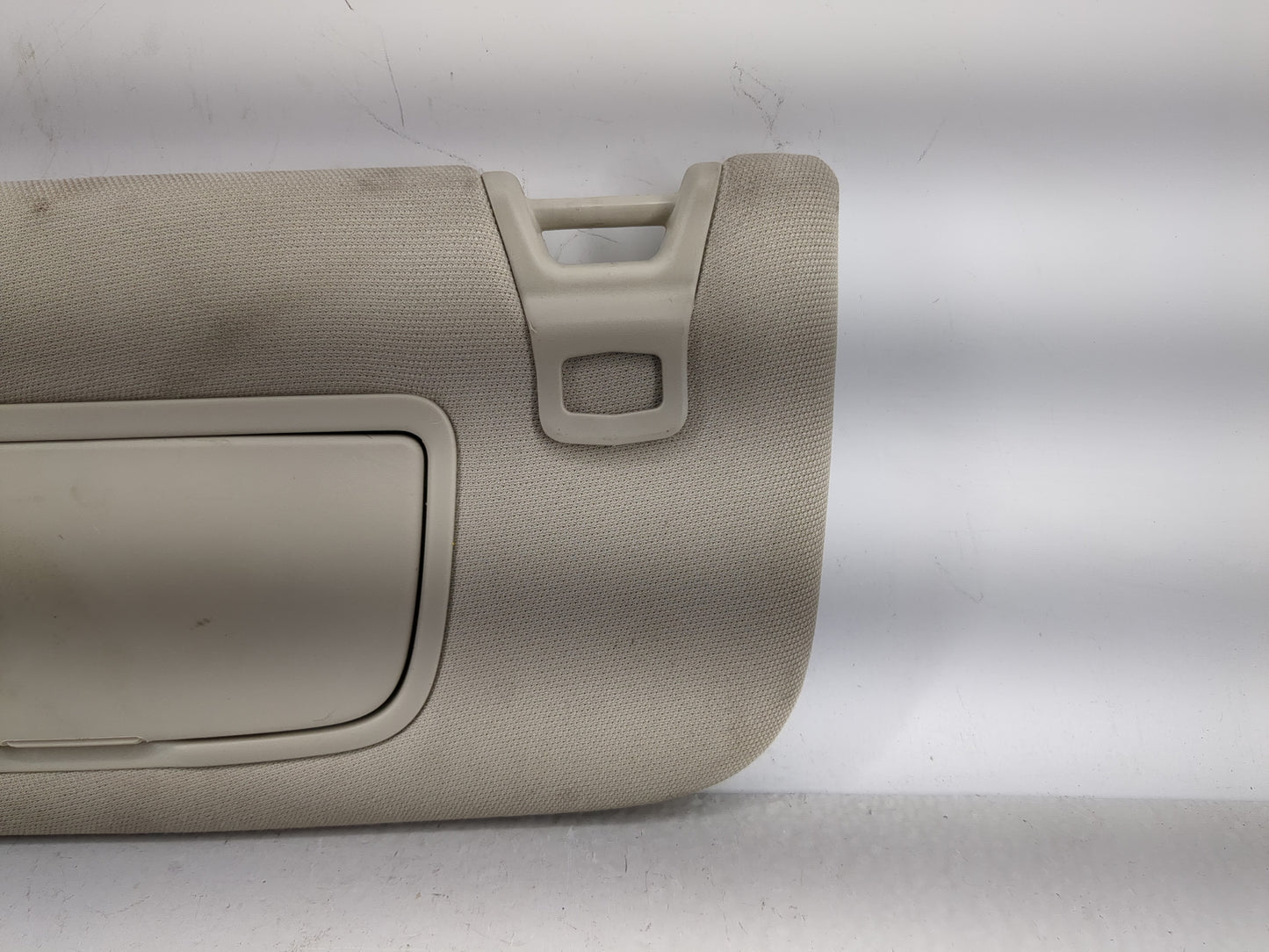 2017-2020 Ford Fusion Sun Visor Shade Replacement Passenger Right Mirror Fits Fits 2017 2018 2019 2020 OEM Used Auto Parts -