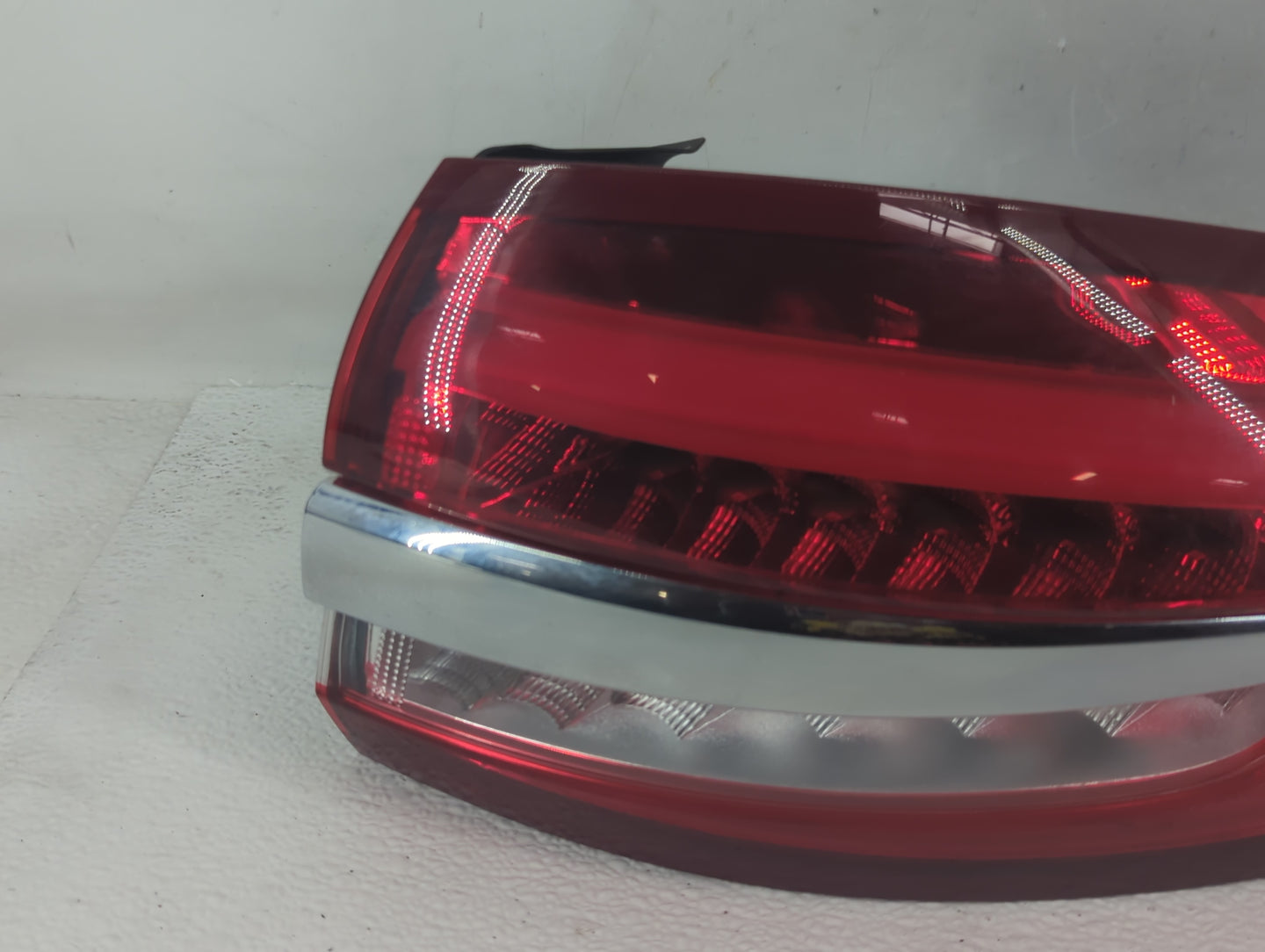 2017-2020 Ford Fusion Tail Light Assembly Passenger Right OEM P/N:HS73-13404-AD Fits Fits 2017 2018 2019 2020 OEM Used Auto 
