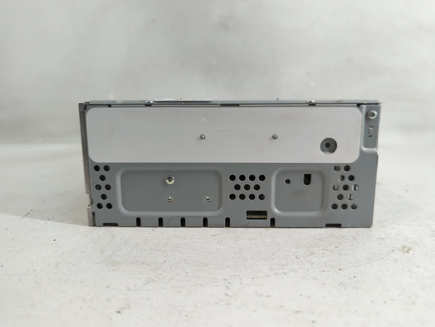 2019-2020 Ford Fusion Radio AM FM Cd Player Receiver Replacement P/N:KS7T-18D818-YC Fits Fits 2019 2020 OEM Used Auto Parts 