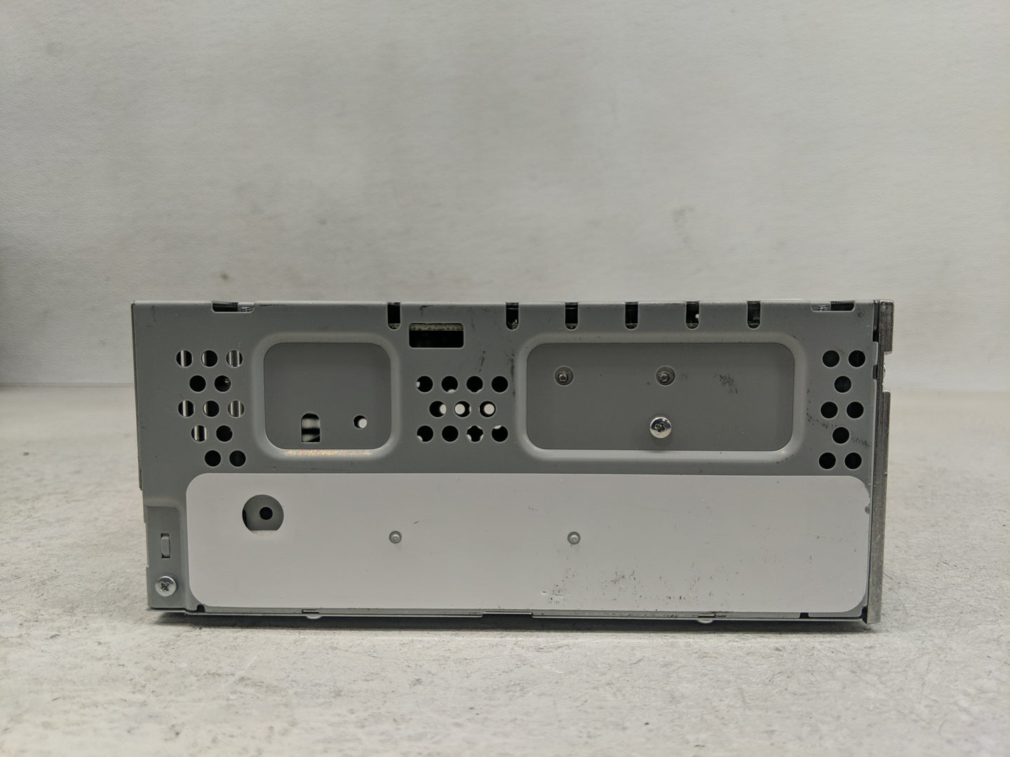 2019-2020 Ford Fusion Radio AM FM Cd Player Receiver Replacement P/N:KS7T-18D818-YC Fits Fits 2019 2020 OEM Used Auto Parts 