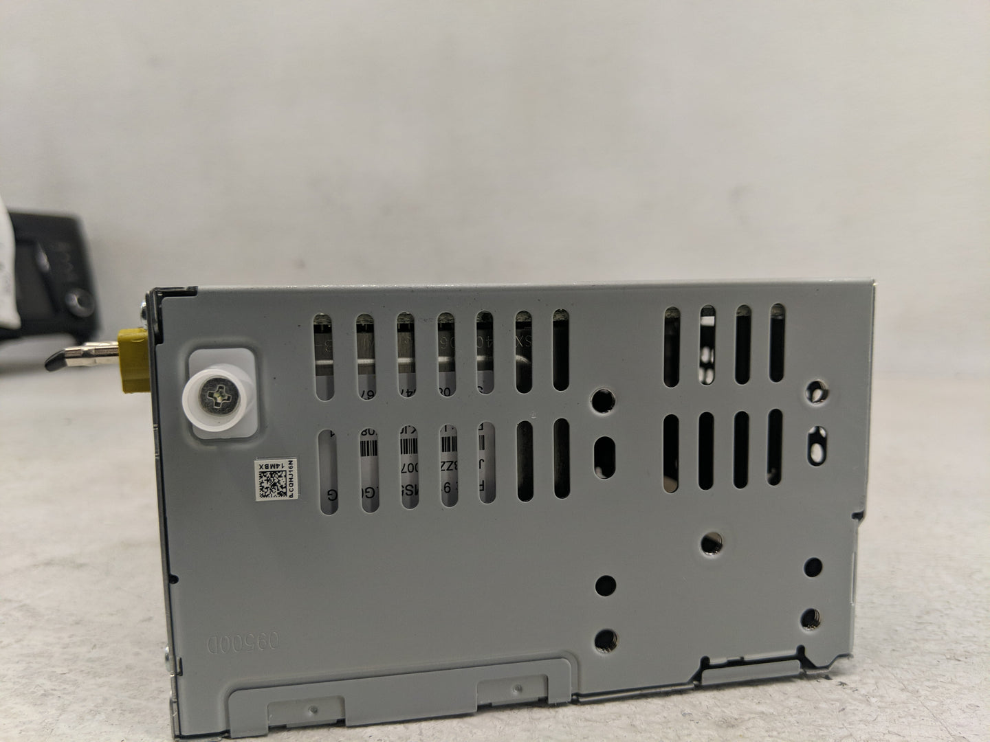 2019-2020 Ford Fusion Radio AM FM Cd Player Receiver Replacement P/N:KS7T-18D818-YC Fits Fits 2019 2020 OEM Used Auto Parts 