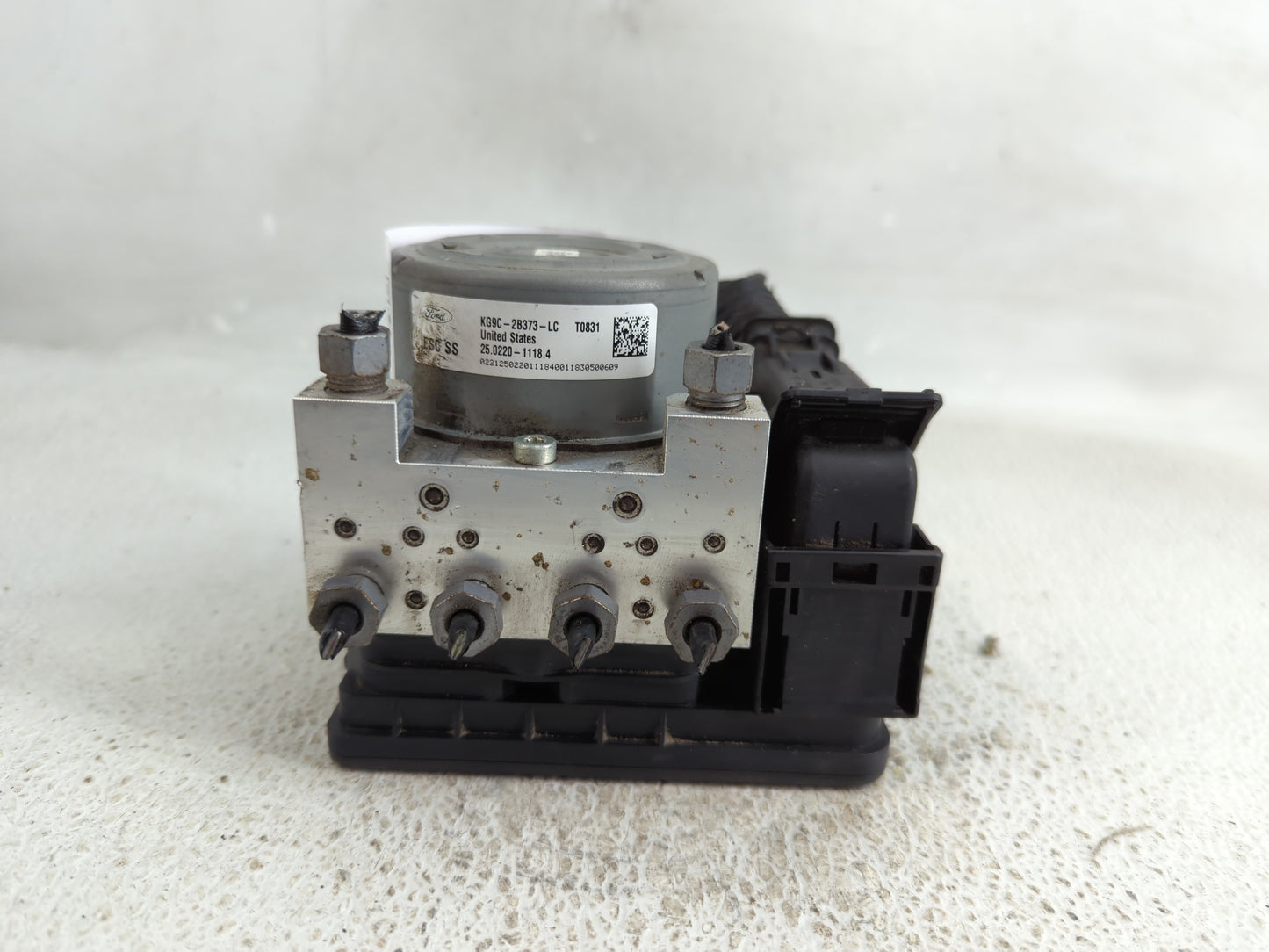 2019-2020 Ford Fusion ABS Pump Control Module Replacement P/N:KG9C-2V373-LC Fits Fits 2019 2020 OEM Used Auto Parts - Oemuse