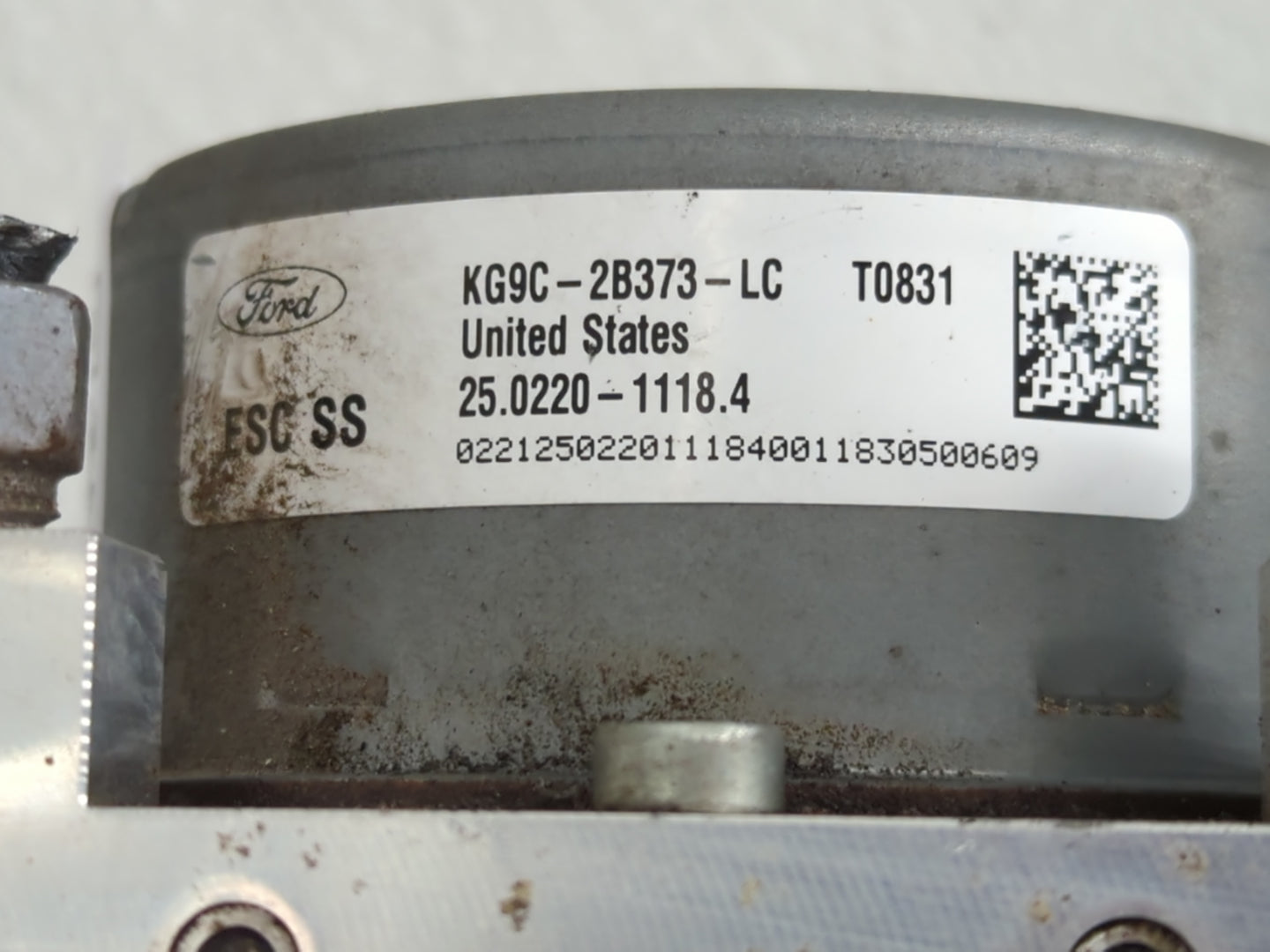 2019-2020 Ford Fusion ABS Pump Control Module Replacement P/N:KG9C-2V373-LC Fits Fits 2019 2020 OEM Used Auto Parts - Oemuse