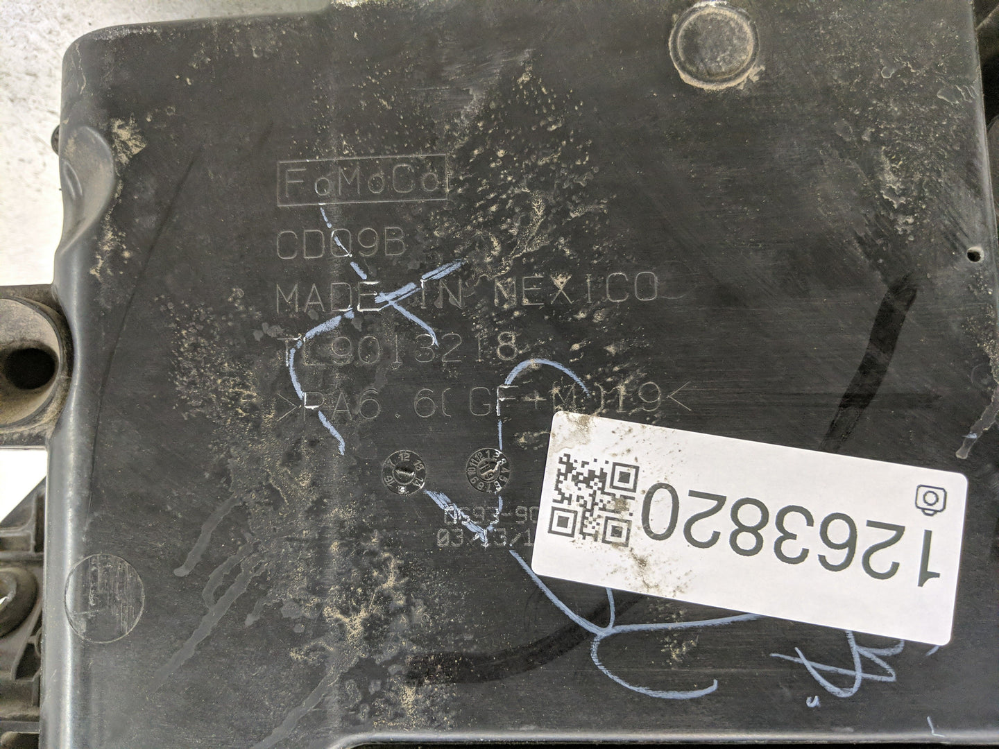 2019 Ford Fusion Engine Cover - Oemusedautoparts1.com