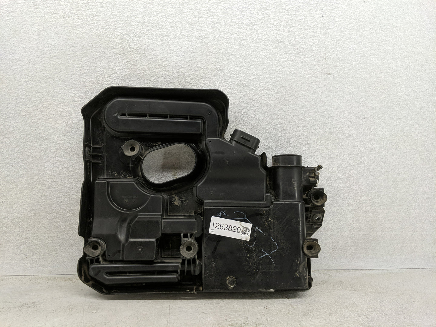 2019 Ford Fusion Engine Cover - Oemusedautoparts1.com