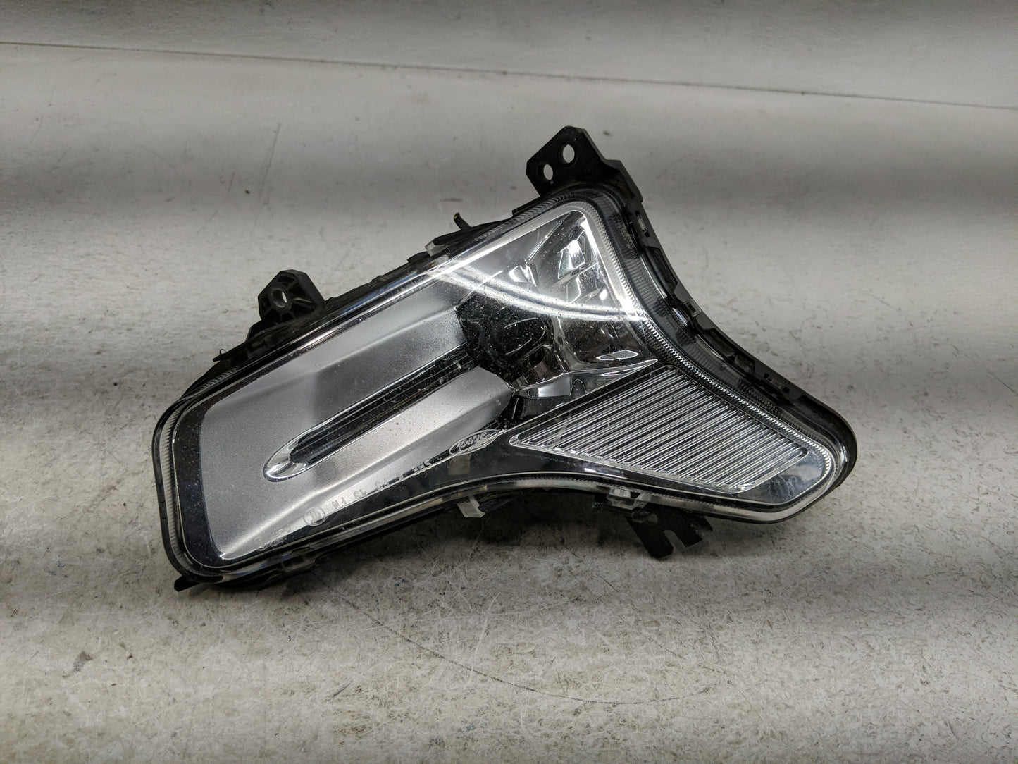 2017-2019 Ford Fusion Passenger Right Oem Front Light Lamp - Oemusedautoparts1.com