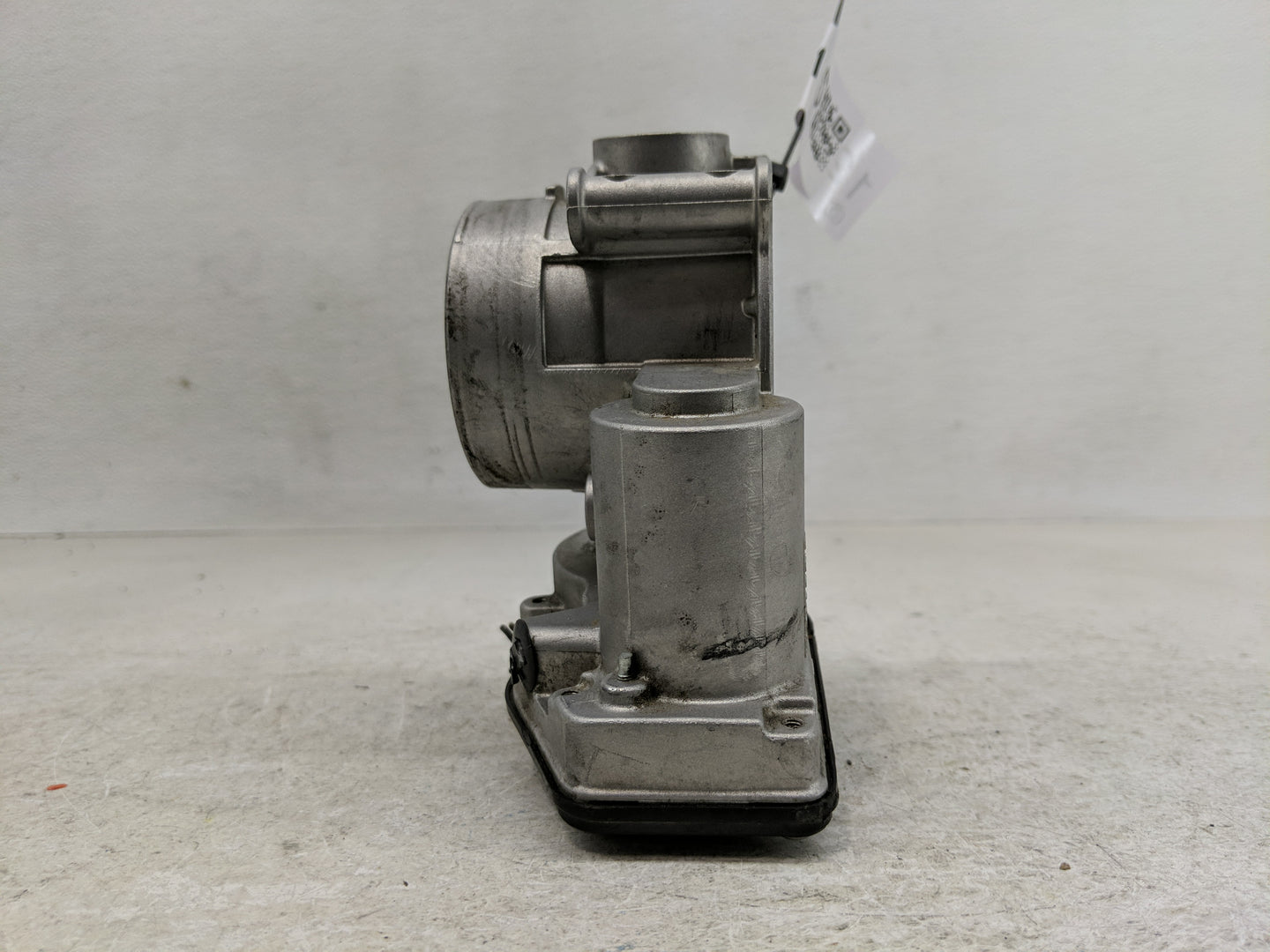 2013-2020 Ford Fusion Throttle Body P/N:DS7E-9F991-AK Fits Fits 2013 2014 2015 2016 2017 2018 2019 2020 2021 2022 OEM Used A