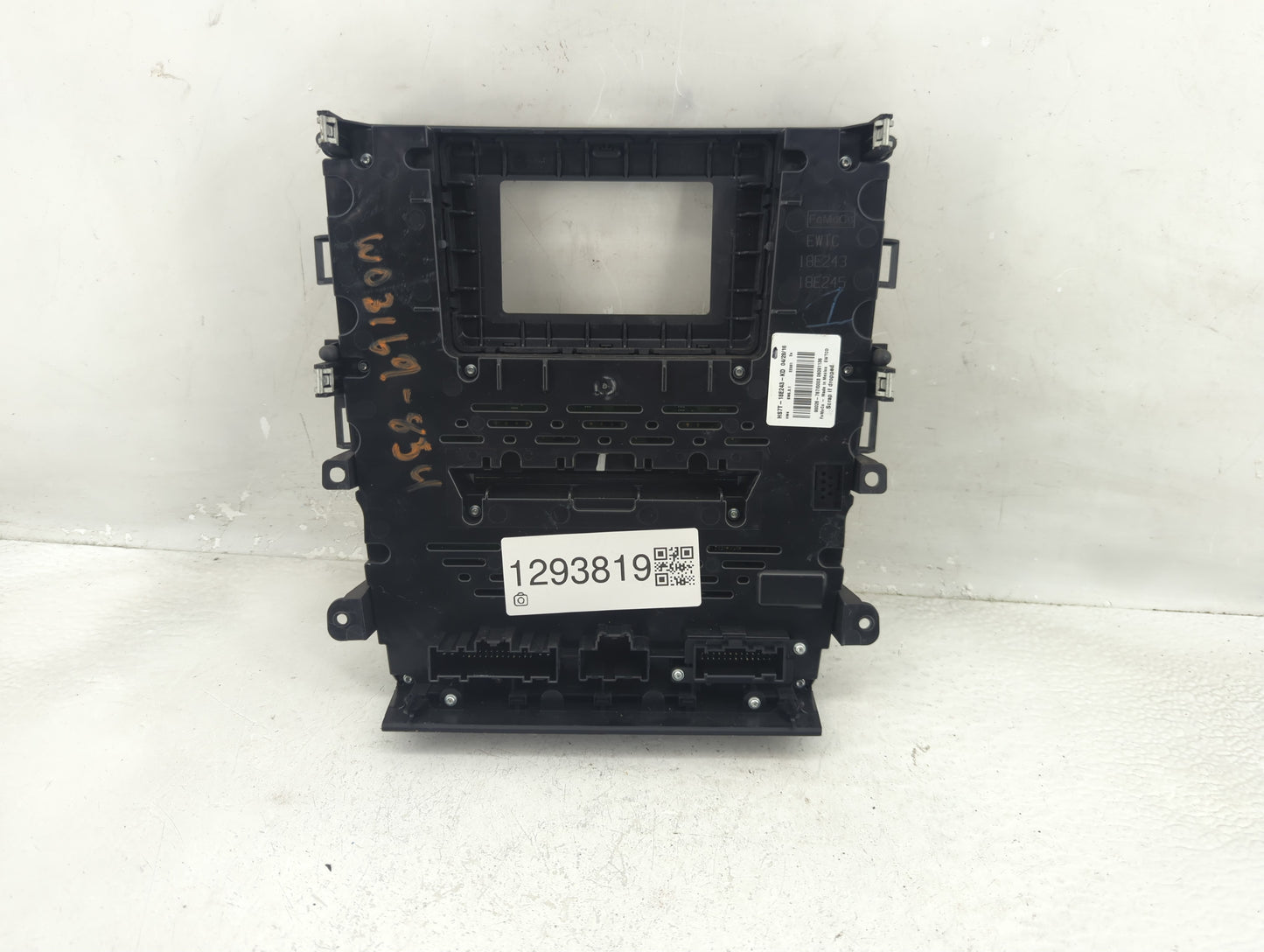 2017-2020 Ford Fusion Radio Control Panel - Oemusedautoparts1.com