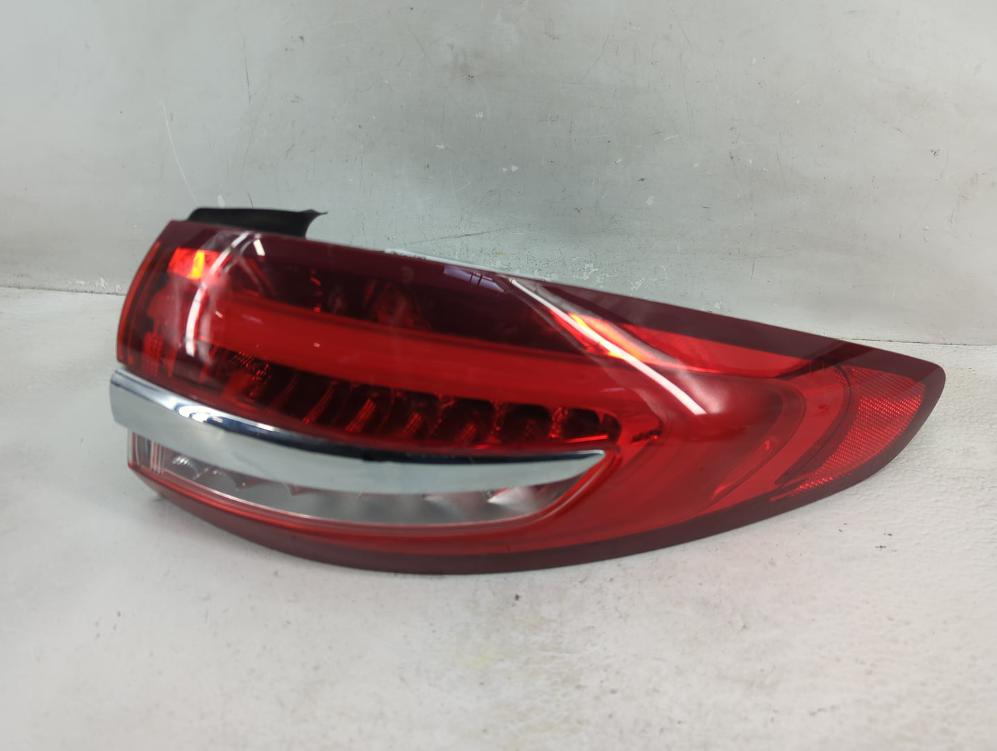 2017-2020 Ford Fusion Tail Light Assembly Passenger Right OEM P/N:HS73-13404-AD Fits Fits 2017 2018 2019 2020 OEM Used Auto 