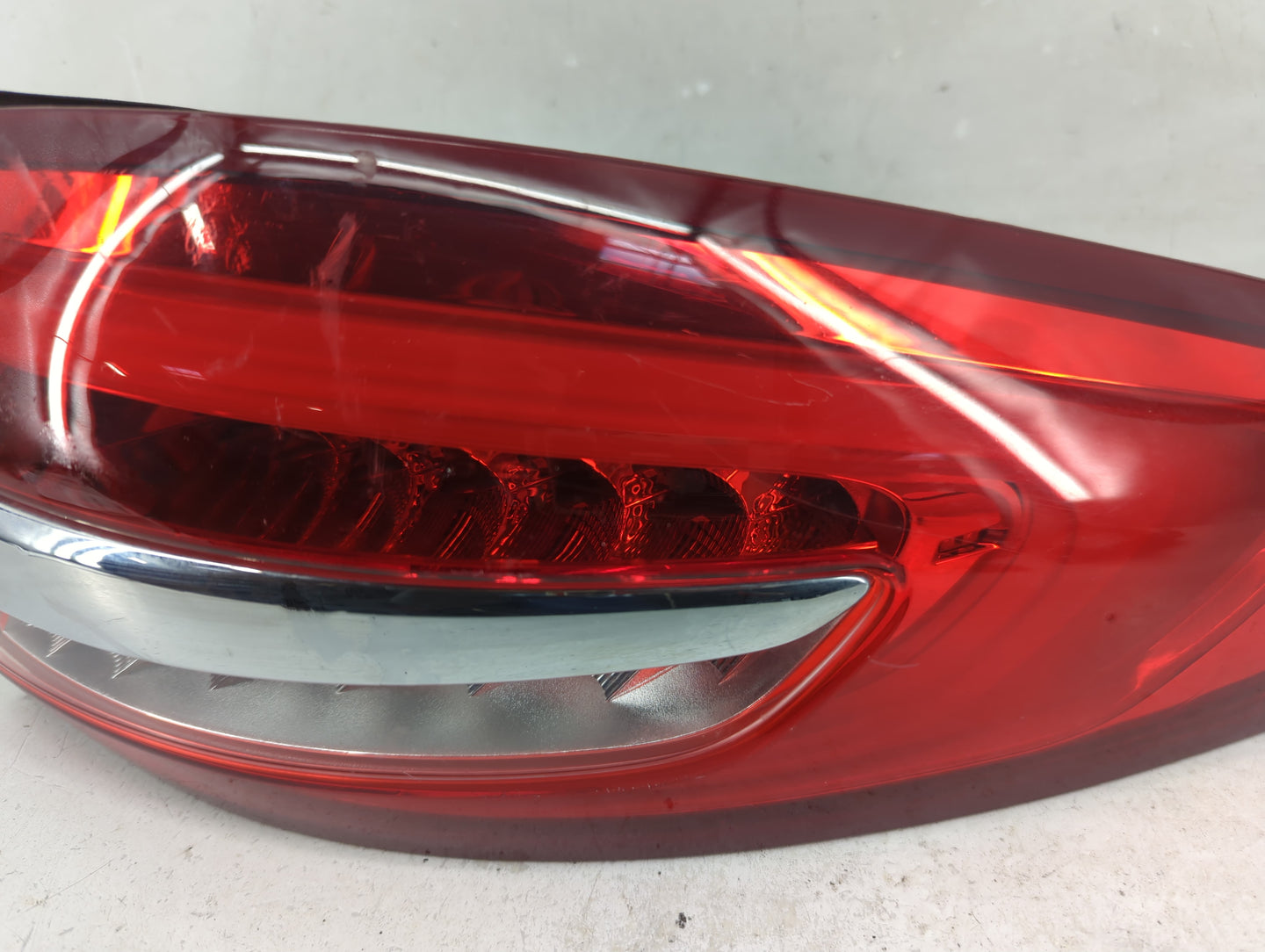 2017-2020 Ford Fusion Tail Light Assembly Passenger Right OEM P/N:HS73-13404-AD Fits Fits 2017 2018 2019 2020 OEM Used Auto 