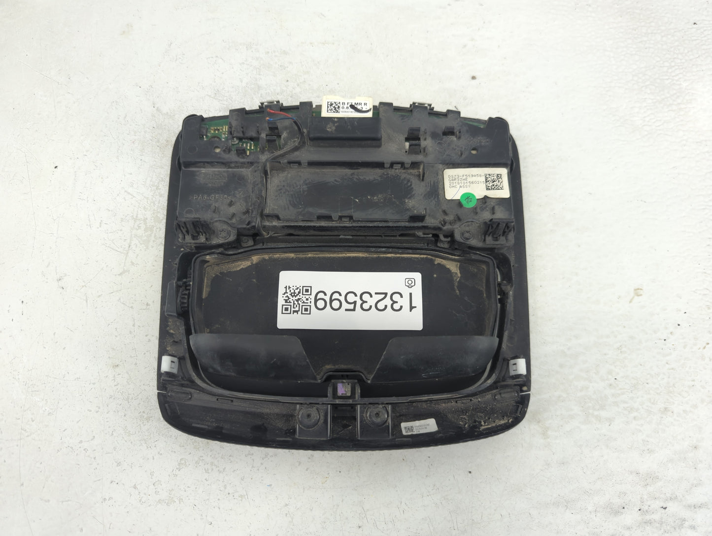 2017-2020 Ford Fusion Overhead Roof Console 1323599 - Oemusedautoparts1.com