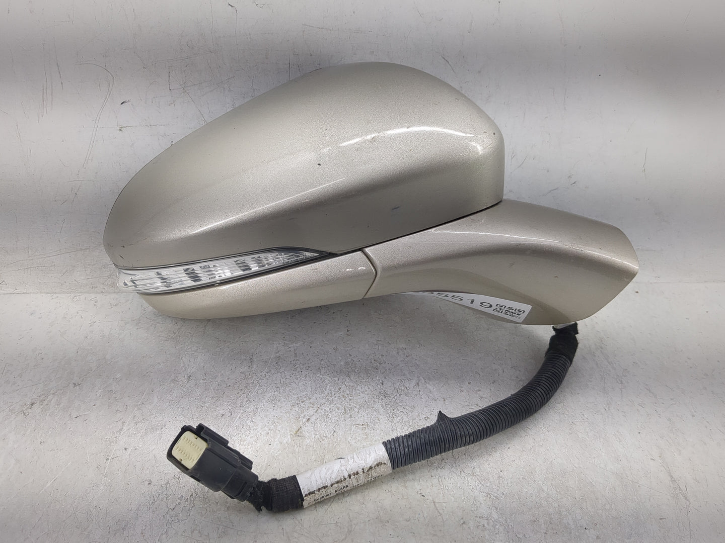 2019-2020 Ford Fusion Passenger Side View Mirror - Right Door Mirror OEM Used - Oemusedautoparts1.com