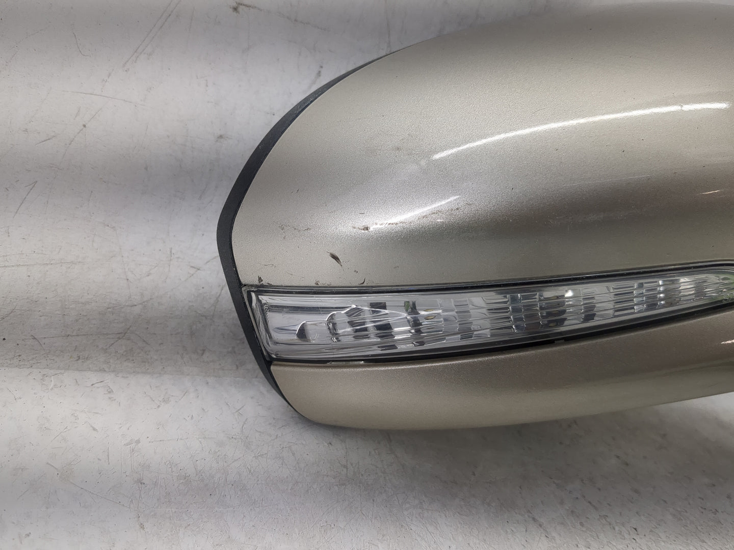 2019-2020 Ford Fusion Passenger Side View Mirror - Right Door Mirror OEM Used - Oemusedautoparts1.com