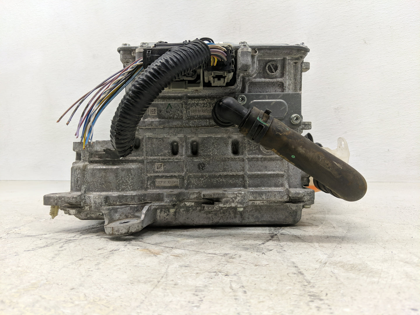 2013 Fusion Ac Dc Power Control Module Accessory Computer Power Inverter - Oemusedautoparts1.com