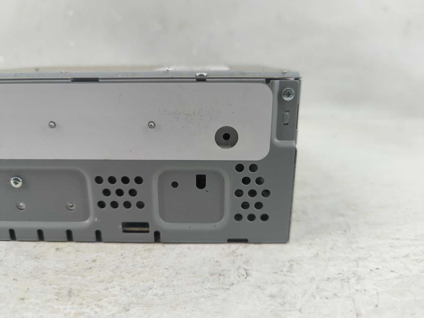 2019-2020 Ford Fusion Radio AM FM Cd Player Receiver Replacement Fits Fits 2019 2020 OEM Used Auto Parts - Oemusedautoparts1