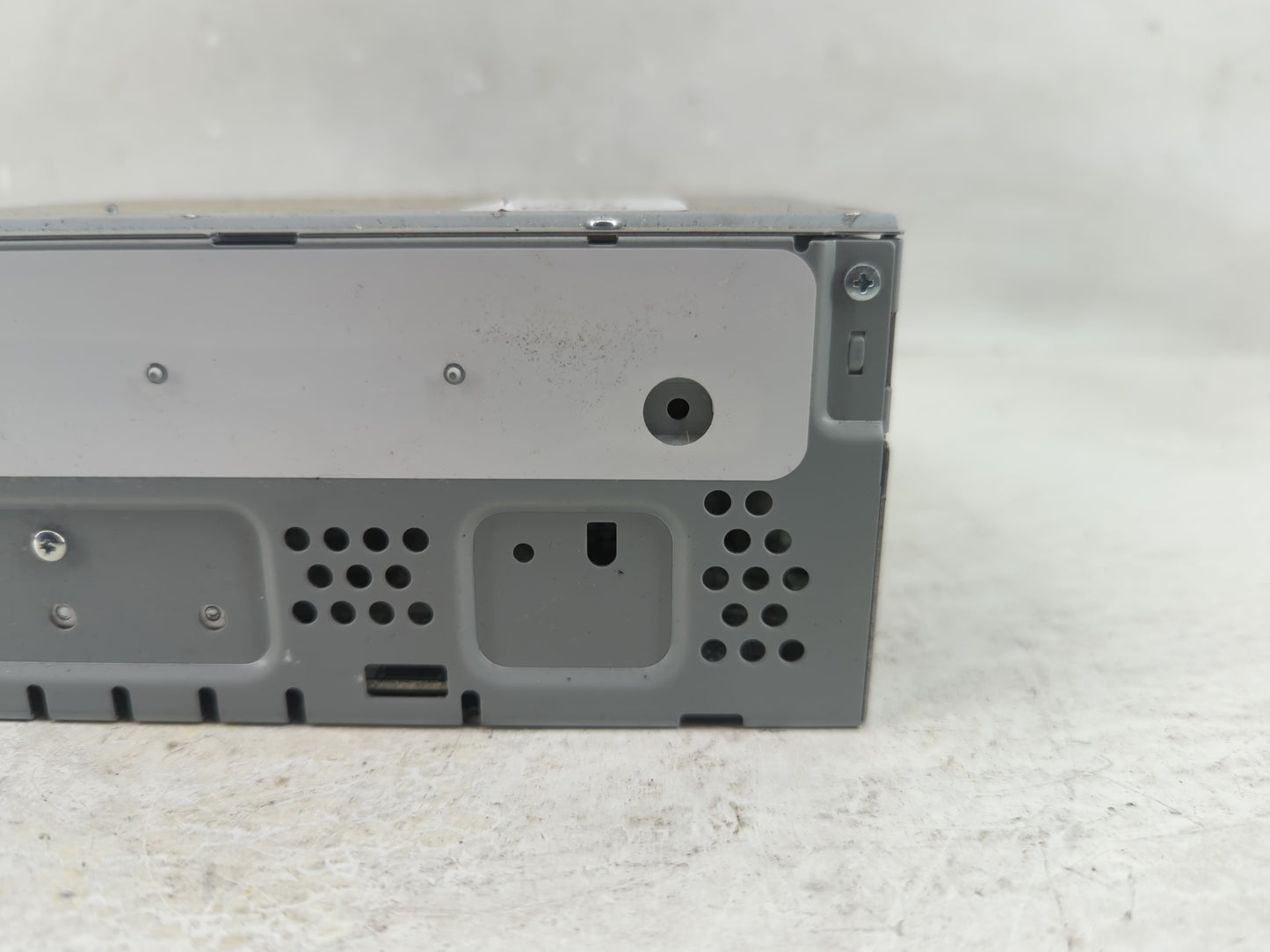 2019-2020 Ford Fusion Radio AM FM Cd Player Receiver Replacement Fits Fits 2019 2020 OEM Used Auto Parts - Oemusedautoparts1