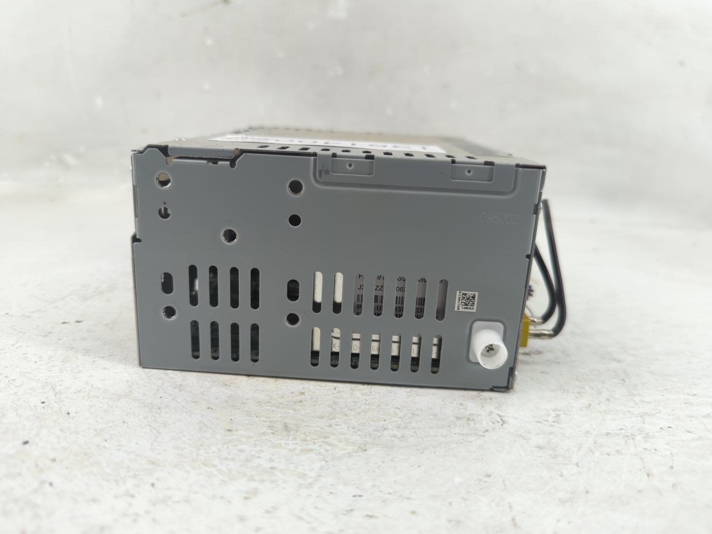 2019-2020 Ford Fusion Radio AM FM Cd Player Receiver Replacement Fits Fits 2019 2020 OEM Used Auto Parts - Oemusedautoparts1