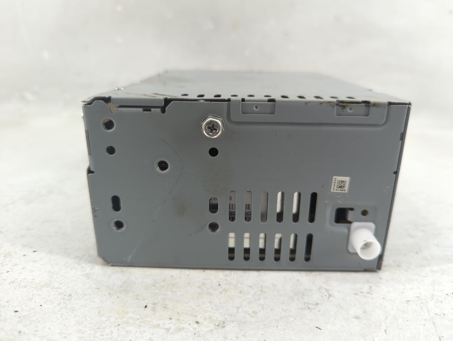 2017-2020 Ford Fusion Radio AM FM Cd Player Receiver Replacement Fits Fits 2017 2018 2019 2020 OEM Used Auto Parts - Oemused