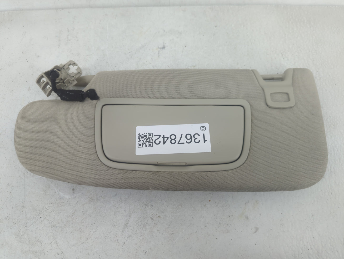 2019 Ford Fusion Sun Visor Shade Replacement Driver Left Mirror Fits OEM Used Auto Parts - Oemusedautoparts1.com