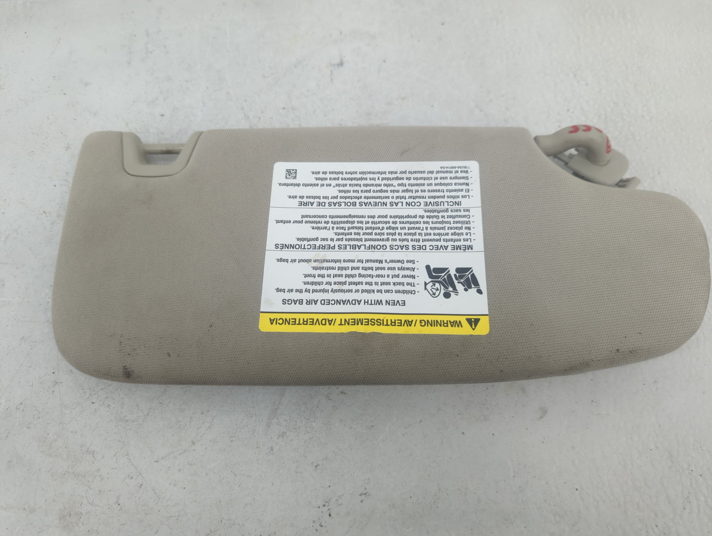 2019 Ford Fusion Sun Visor Shade Replacement Driver Left Mirror Fits OEM Used Auto Parts - Oemusedautoparts1.com