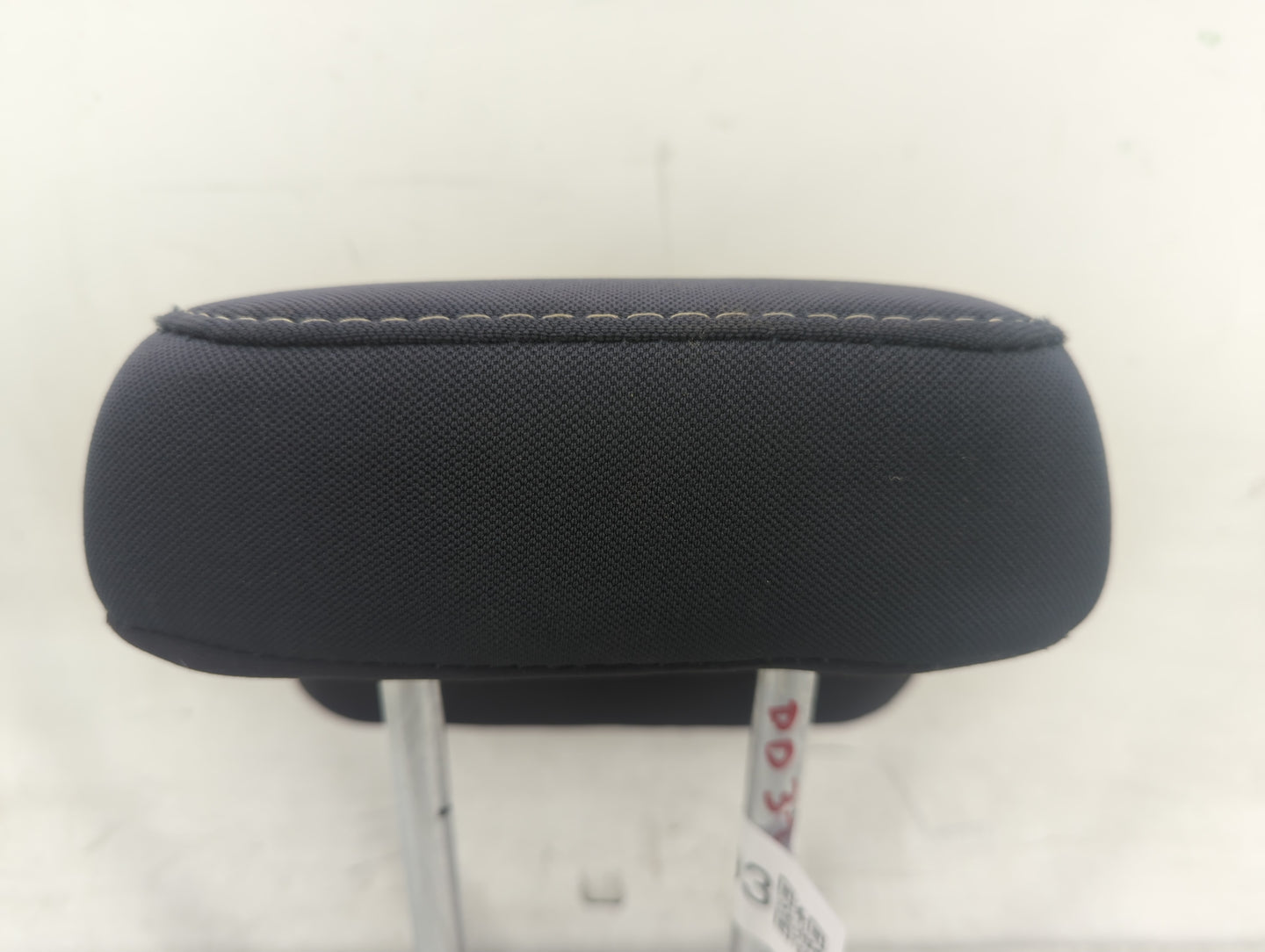 2017-2020 Ford Fusion Headrest Head Rest Rear Center Seat Fits Fits 2017 2018 2019 2020 OEM Used Auto Parts - Oemusedautopar