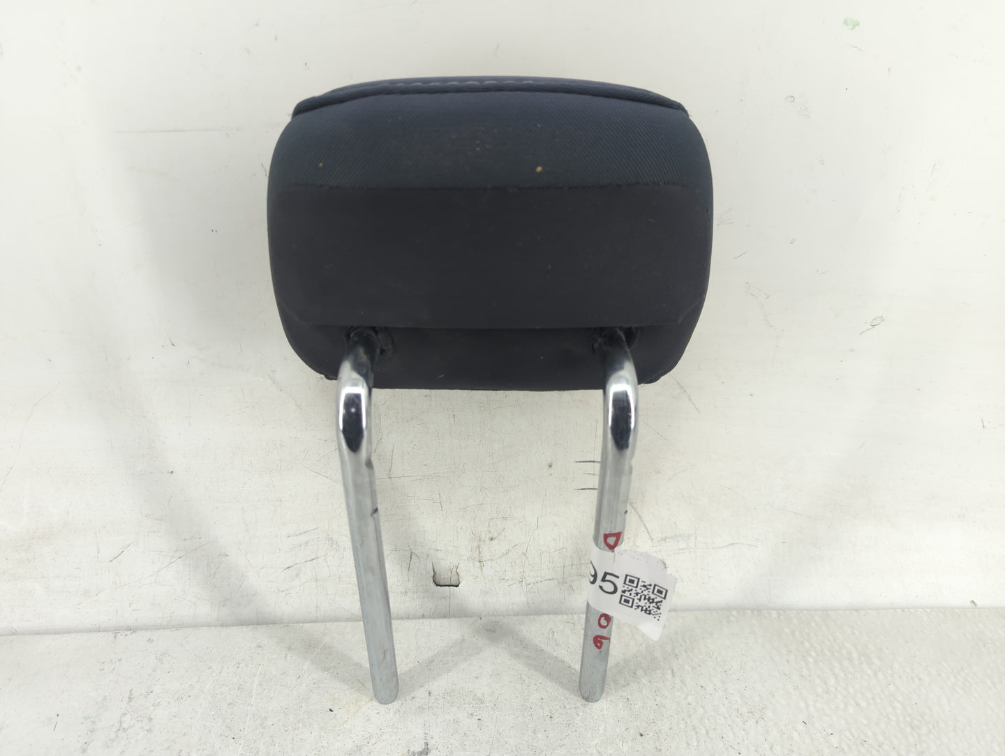 2017-2020 Ford Fusion Headrest Head Rest Rear Seat Fits Fits 2017 2018 2019 2020 OEM Used Auto Parts - Oemusedautoparts1.com