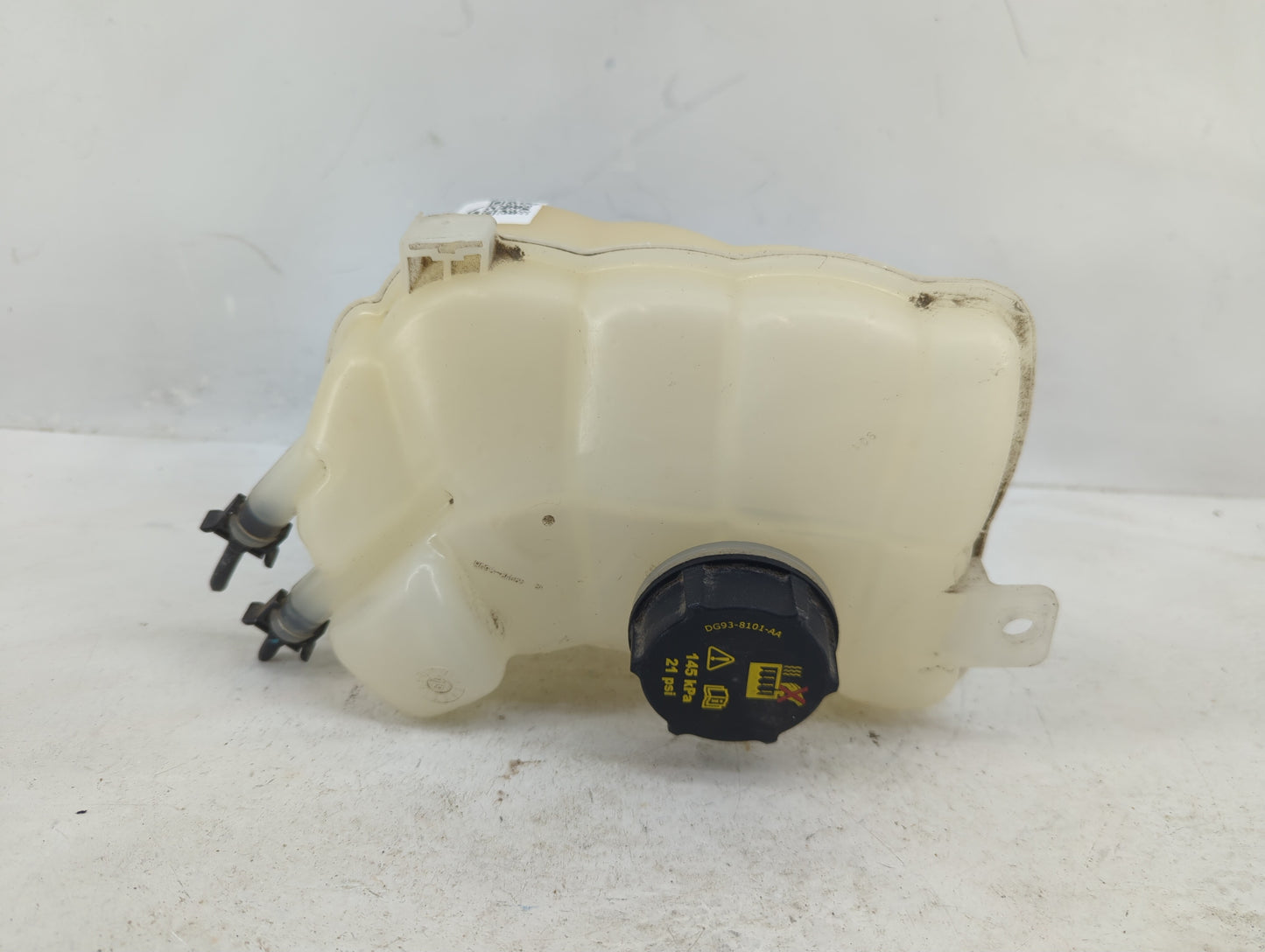 2017-2020 Ford Fusion Radiator Coolant Overflow Expansion Tank Bottle - Oemusedautoparts1.com