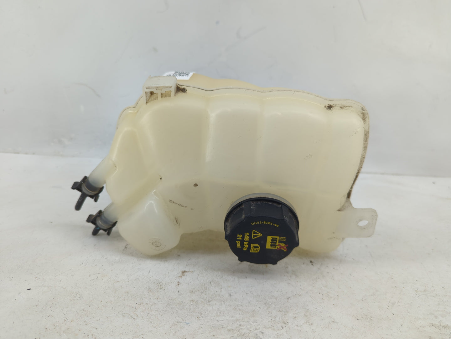 2017-2020 Ford Fusion Radiator Coolant Overflow Expansion Tank Bottle 1368545 - Oemusedautoparts1.com