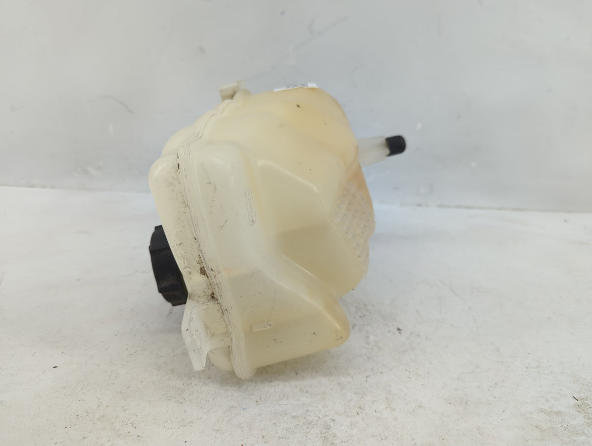 2017-2020 Ford Fusion Radiator Coolant Overflow Expansion Tank Bottle 1368545 - Oemusedautoparts1.com
